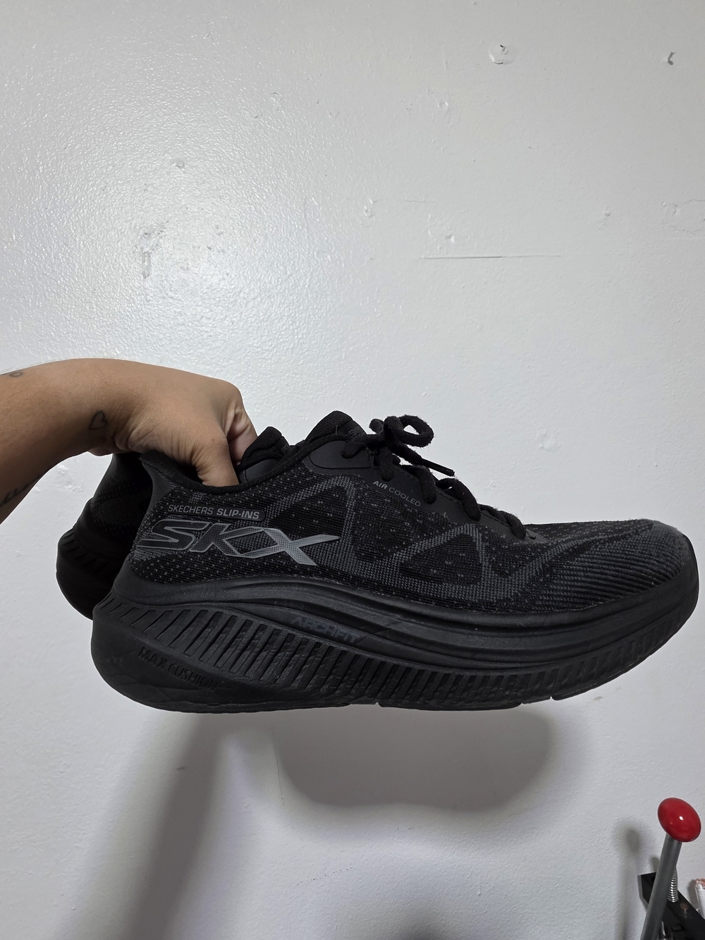 Skechers GOwalk All-Day Comfort Black Slip-On Sneakers - 8